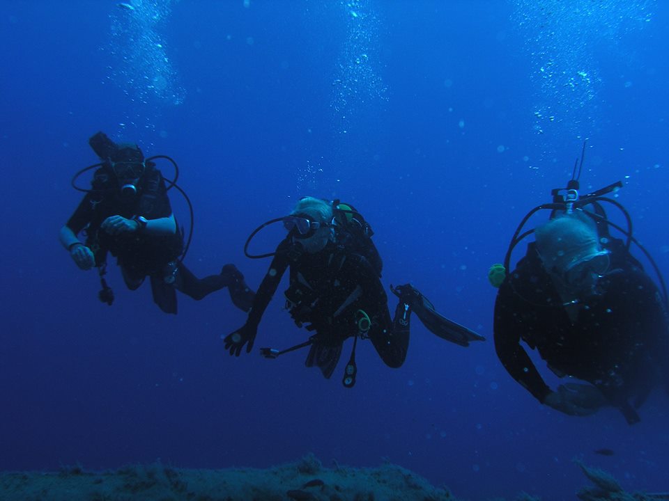 Diving Holidays: How to learn Scuba Diving, scuba diving north cyprus